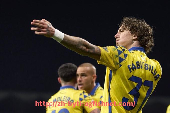 AG捕鱼王官网-17轮西甲直播精彩汇总，赛场风云尽收眼底